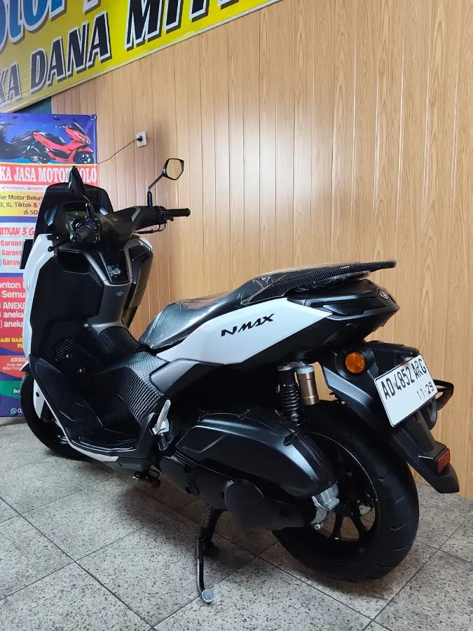 Nmax Neo 2024 merah scotlet putih