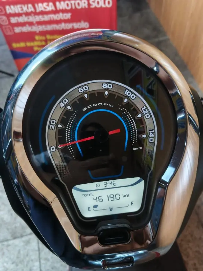 Scoopy Stylish 2023 keyless