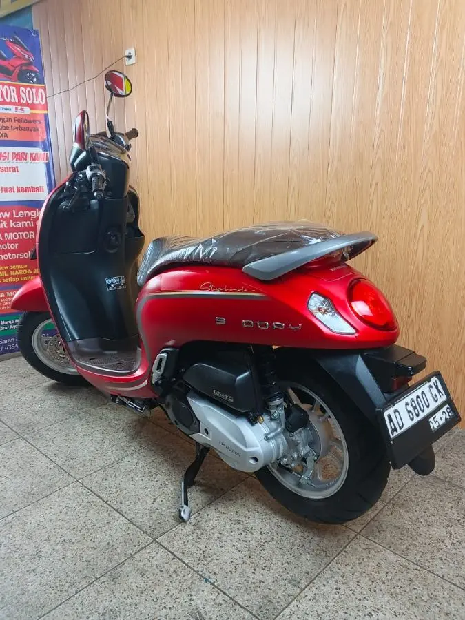 Scoopy Stylish 2023 keyless