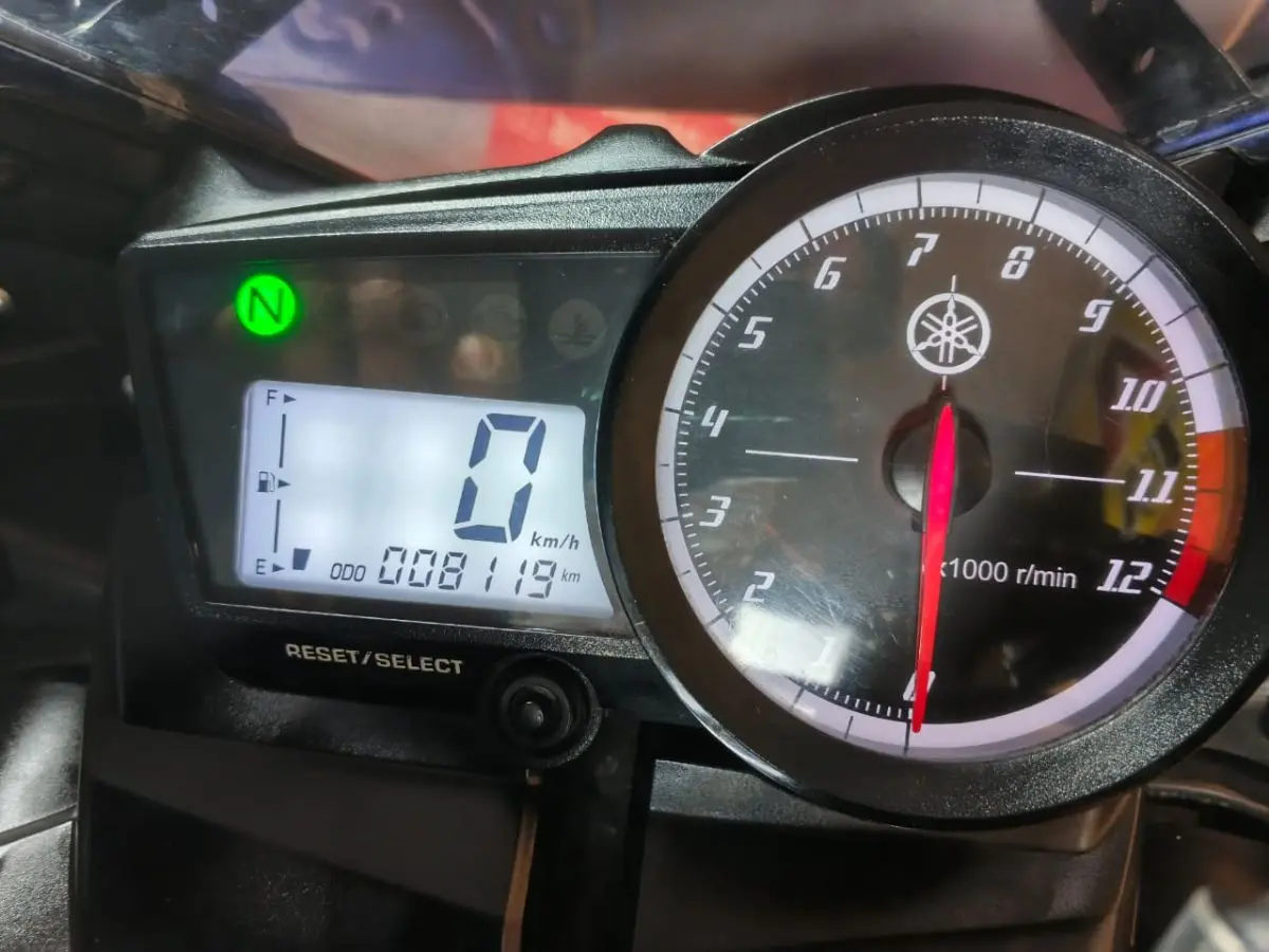 R15 v2 2016 low KM