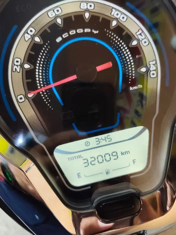 Scoopy Prestige 2023