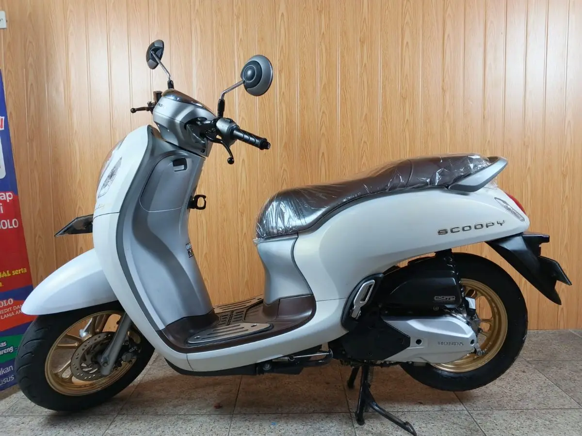 Scoopy Prestige 2021 keyless